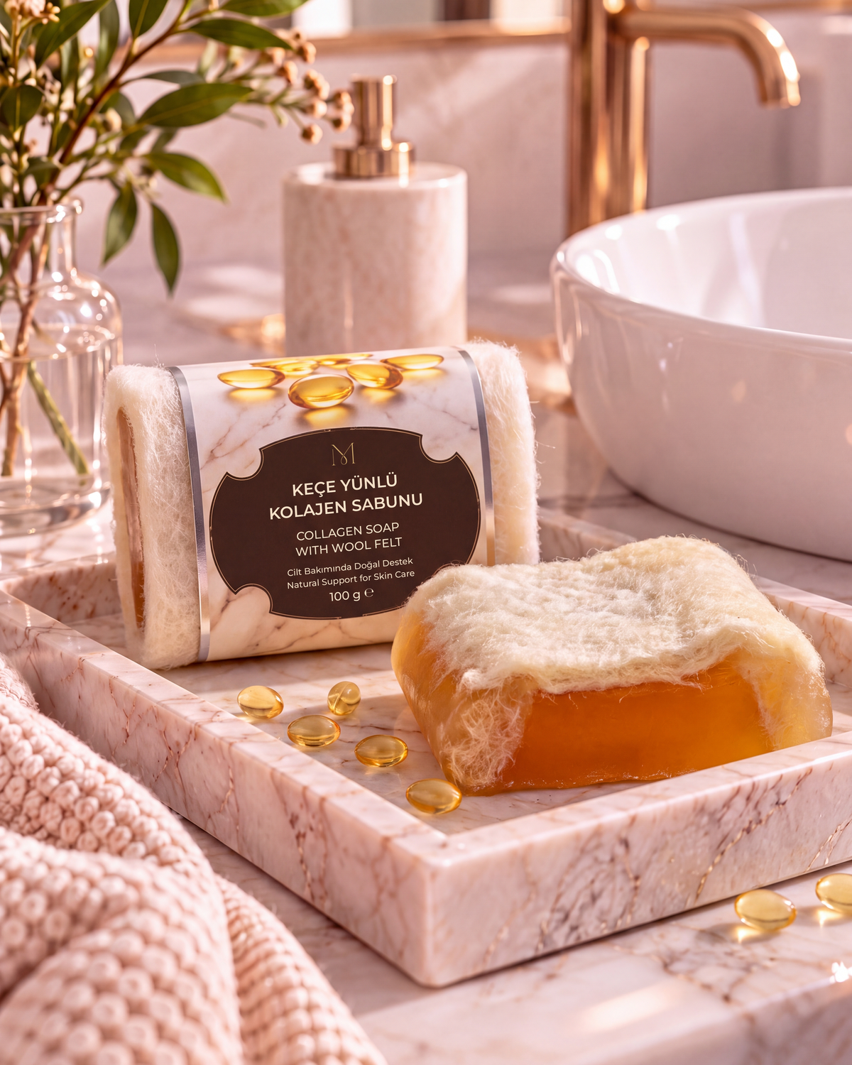Collagen Soap with Wool Felt — 01